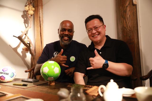 1714800128684012081.jpg 格拉菲特10.jpg