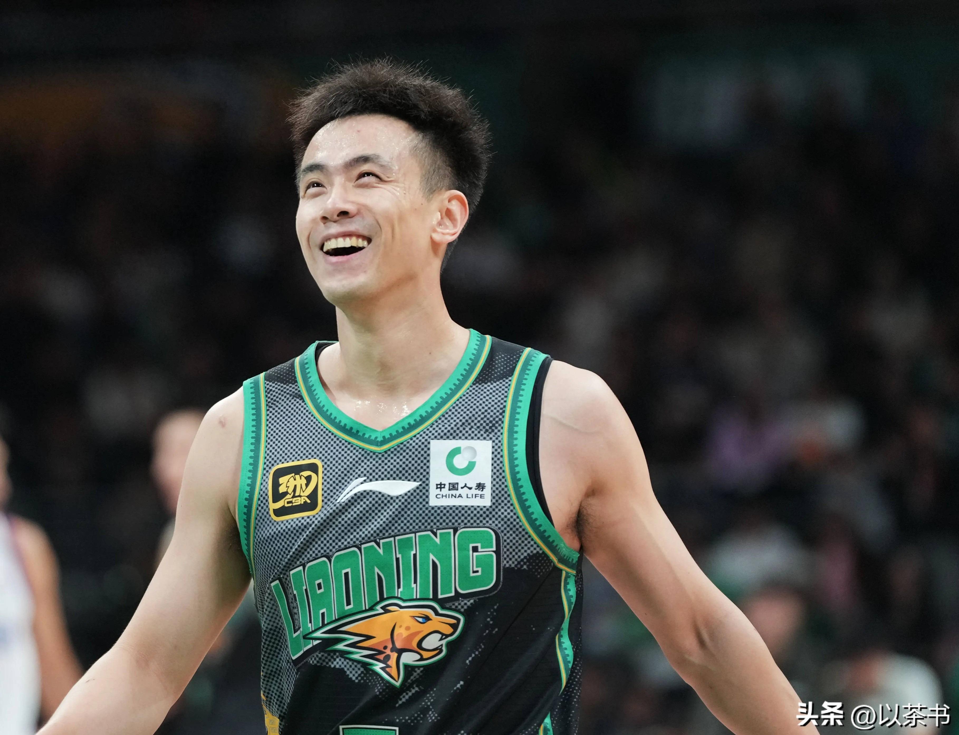 hth sports-赵继伟：年薪高达600万，曾拿4次CBA总冠军，妻子是人艺话剧演员