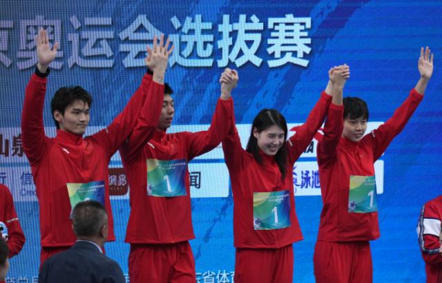 hth sports-王简嘉禾问鼎800自冠军 飞鱼大战张雨霏再赢刘湘